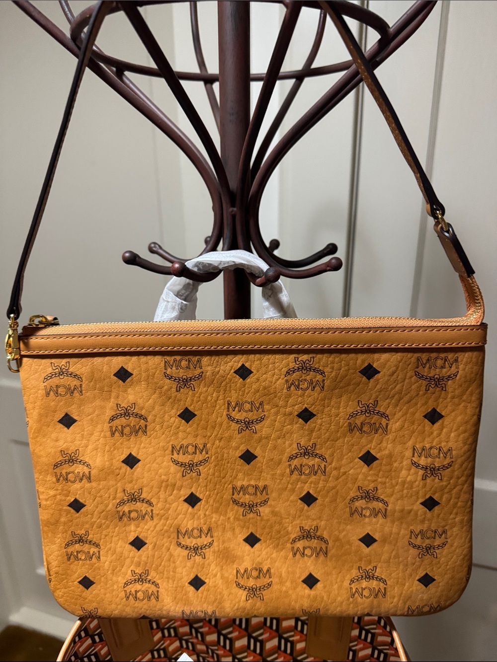 MCM Cognac Visetos Monogram Tote Bag. NWT - Picture 4 of 6